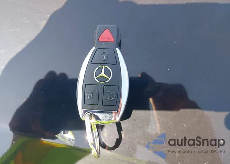 2010 Mercedes-Benz E 350 4Matic из США, поврежденный, VIN WDDHF8HBXAA253124